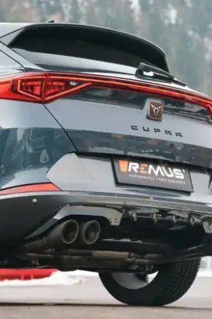 Remus Resonated GPF back System Valved 98 mm Black Chrome, straight, carbon insert - Formentor 2.0 TSI 4Drive Budget