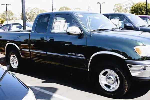 Mega Sale TFP Fender Trim without Rubber Wheel Moldings - 7706