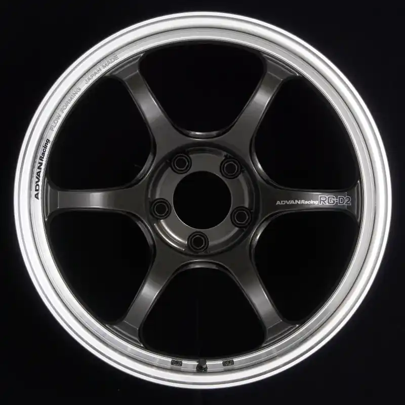 Editor’s Pick Advan RG-D2 18x8.5 +45 5-114.3 Machining & Black Gunmetallic Wheel